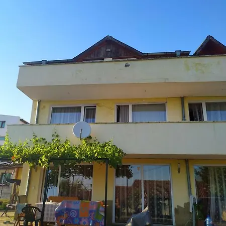 Ferienhaus Marinasam *